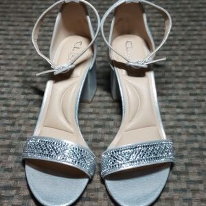CL by Laundry Silver Heels with Elegant Design